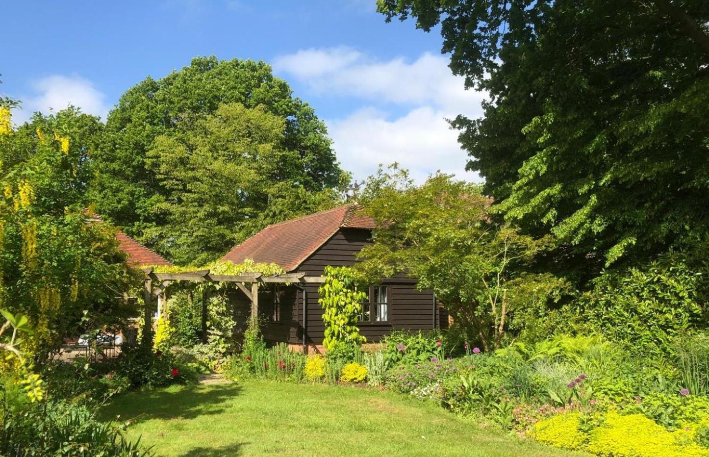 The Barn - Quiet Location Villa Ashford  Exterior photo